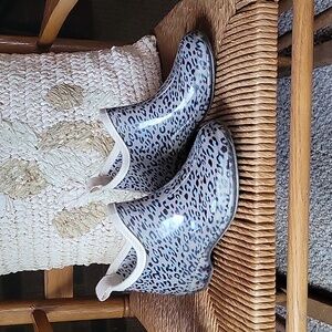 Corkys Stormy Ankle Rain Boot , animal print, blue/gray, size 8